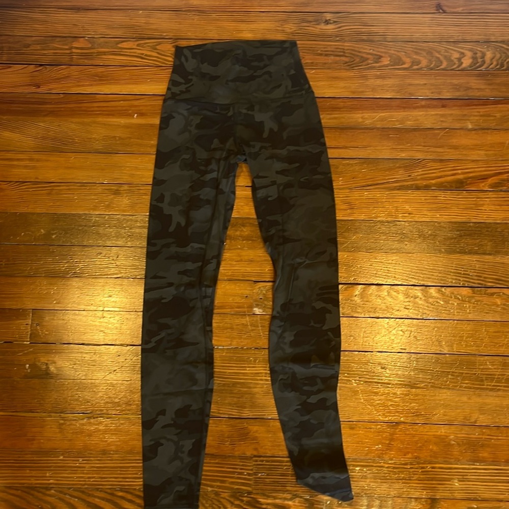 Lululemon green camp align leggings
